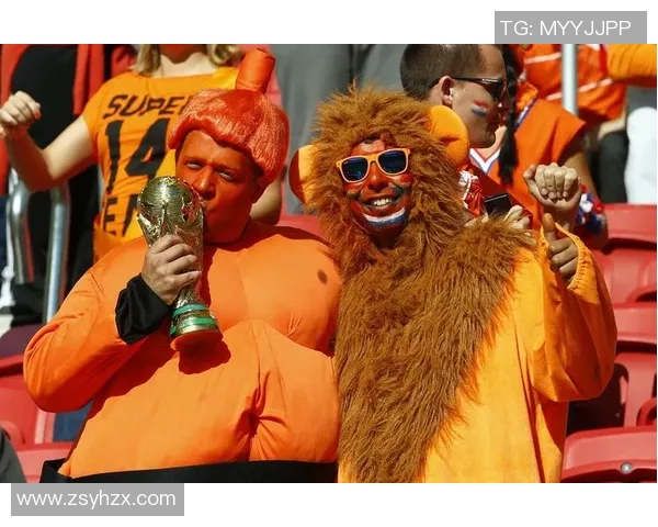 足球星胸针点亮球迷激情彰显独特魅力与时尚态度